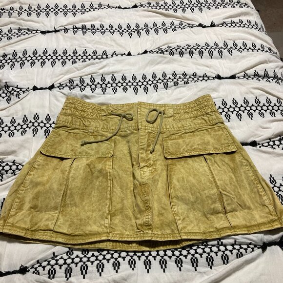 Free People Somewhere Anywhere Mini Skirt NWT Size M - Picture 2 of 4
